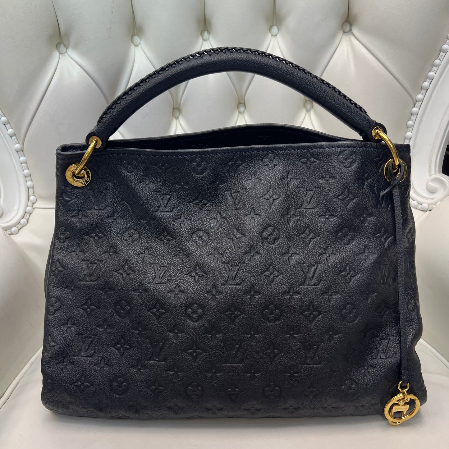 Louis Vuitton Bleu Infini Empreinte Leather Artsy MM
