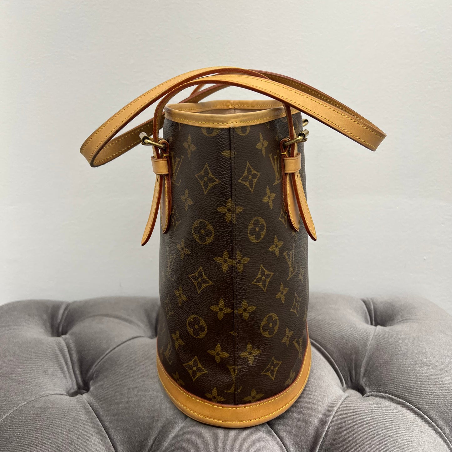 Louis Vuitton Petite Bucket Bag Monogram