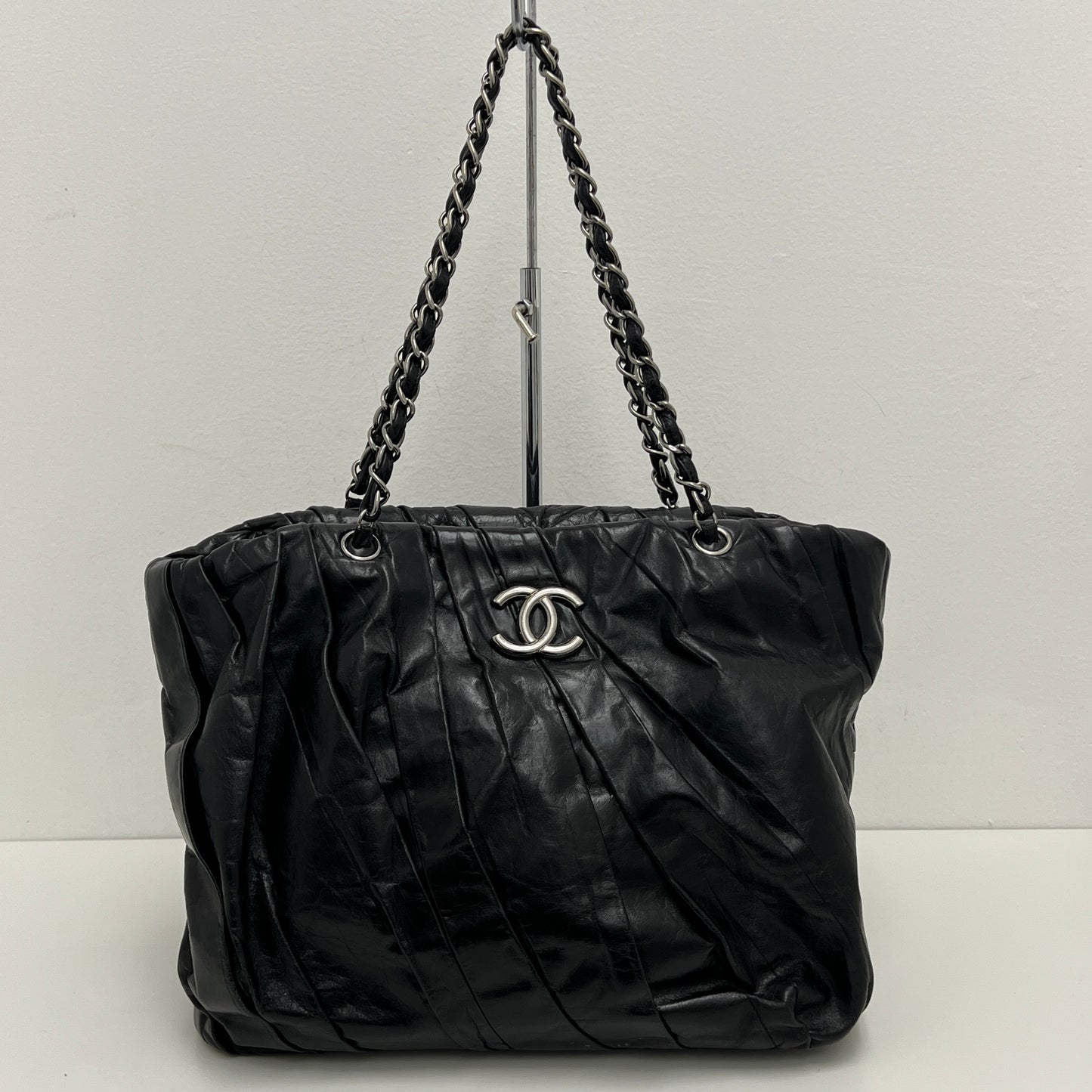 Chanel Twisted Tote Black Silver