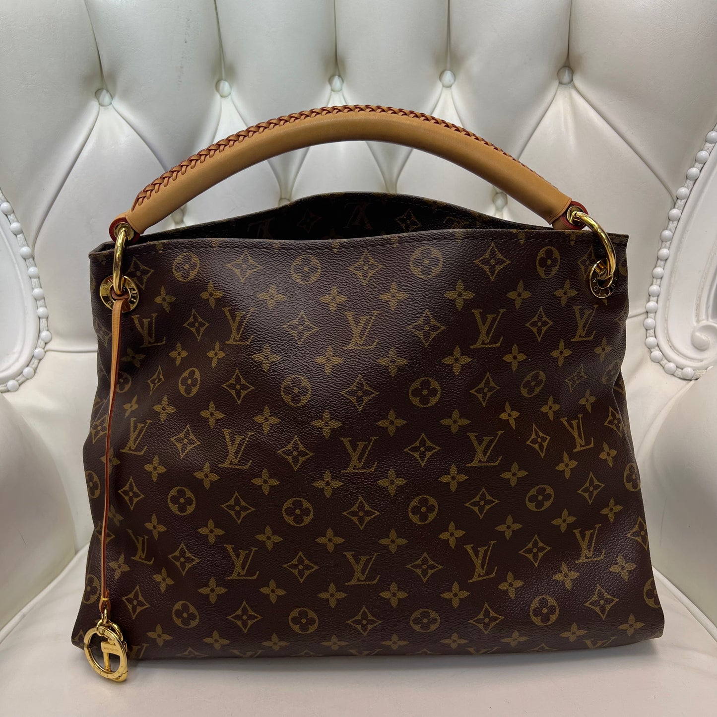 Louis Vuitton Artsy MM Monogram