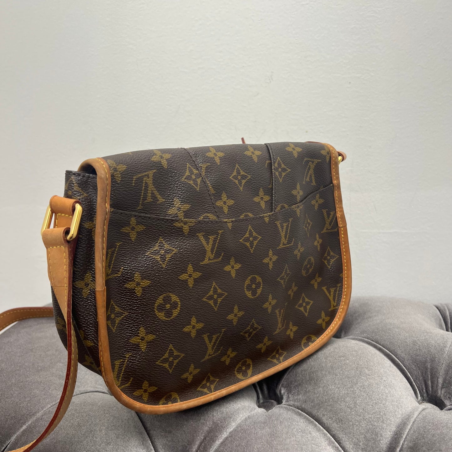 Louis Vuitton Menilmontant Monogram