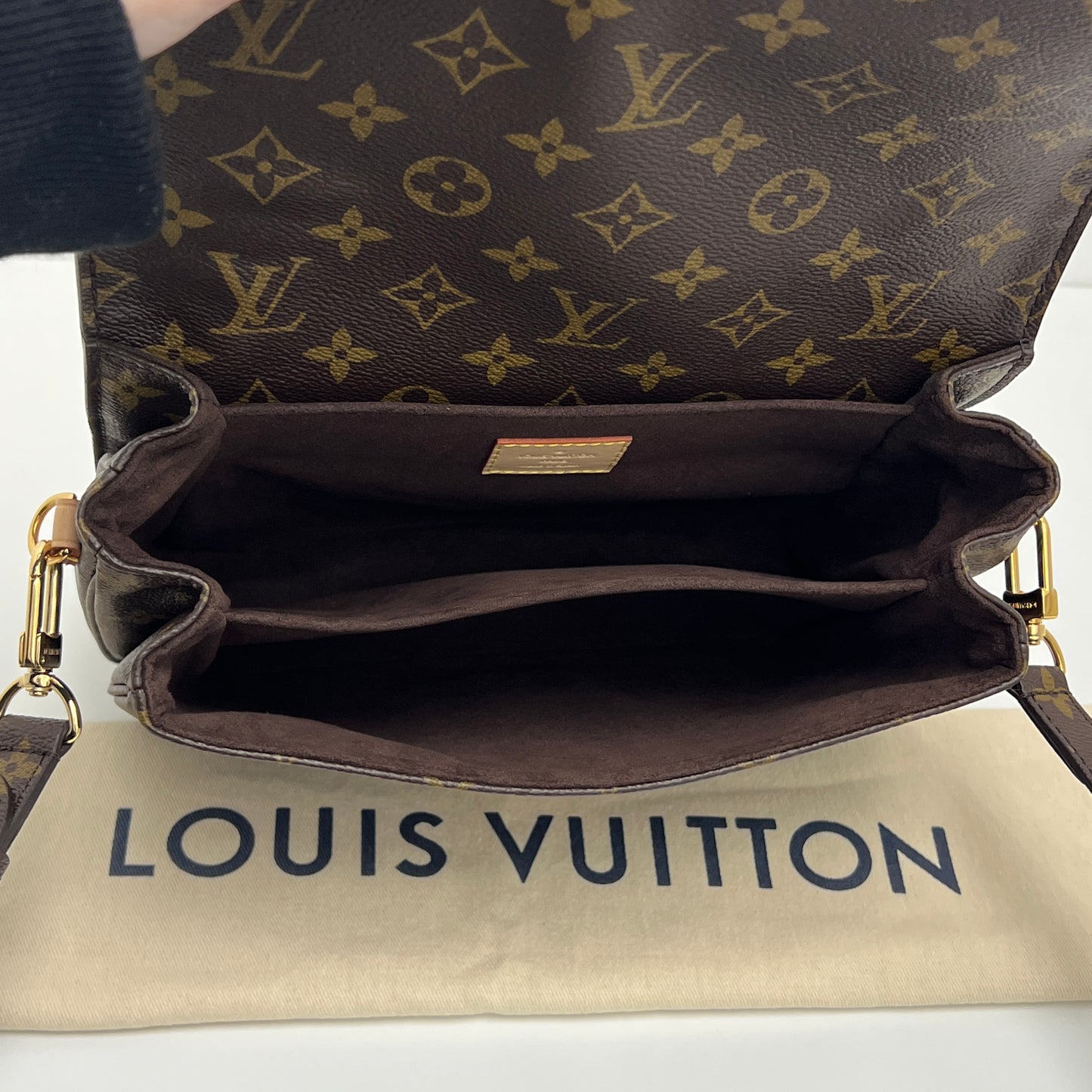 Louis Vuitton Pochette Métis Monogram