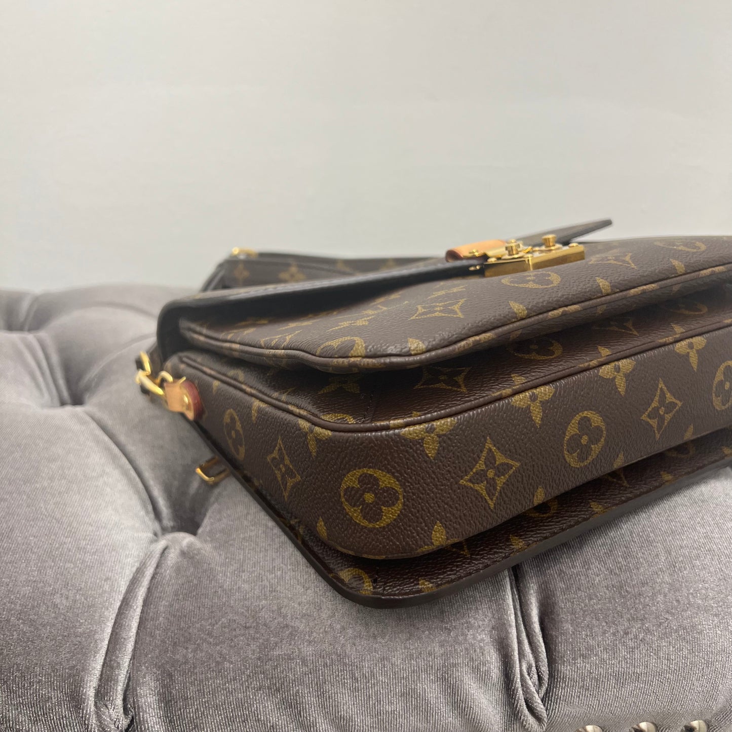 Louis Vuitton Pochette Métis Monogram