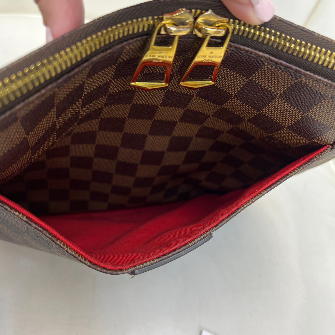Louis Vuitton South Bank Crossbody Damier Ebene