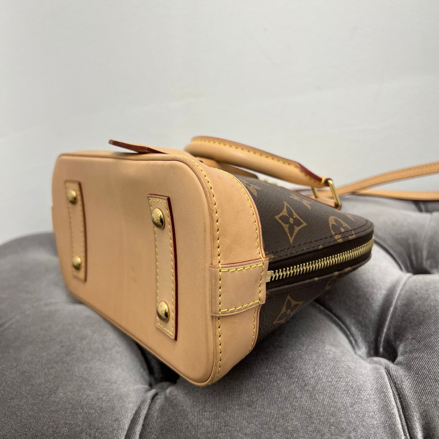 Louis Vuitton Alma BB Monogram