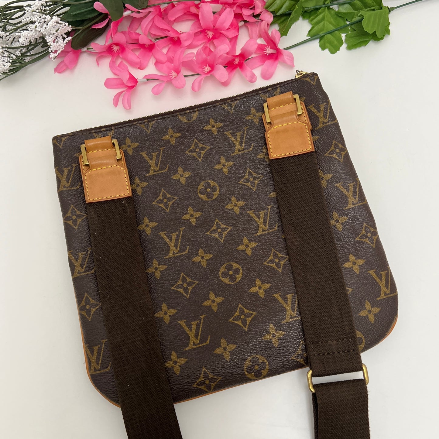 Louis Vuitton Bosphore Pochette Crossbody, Monogram