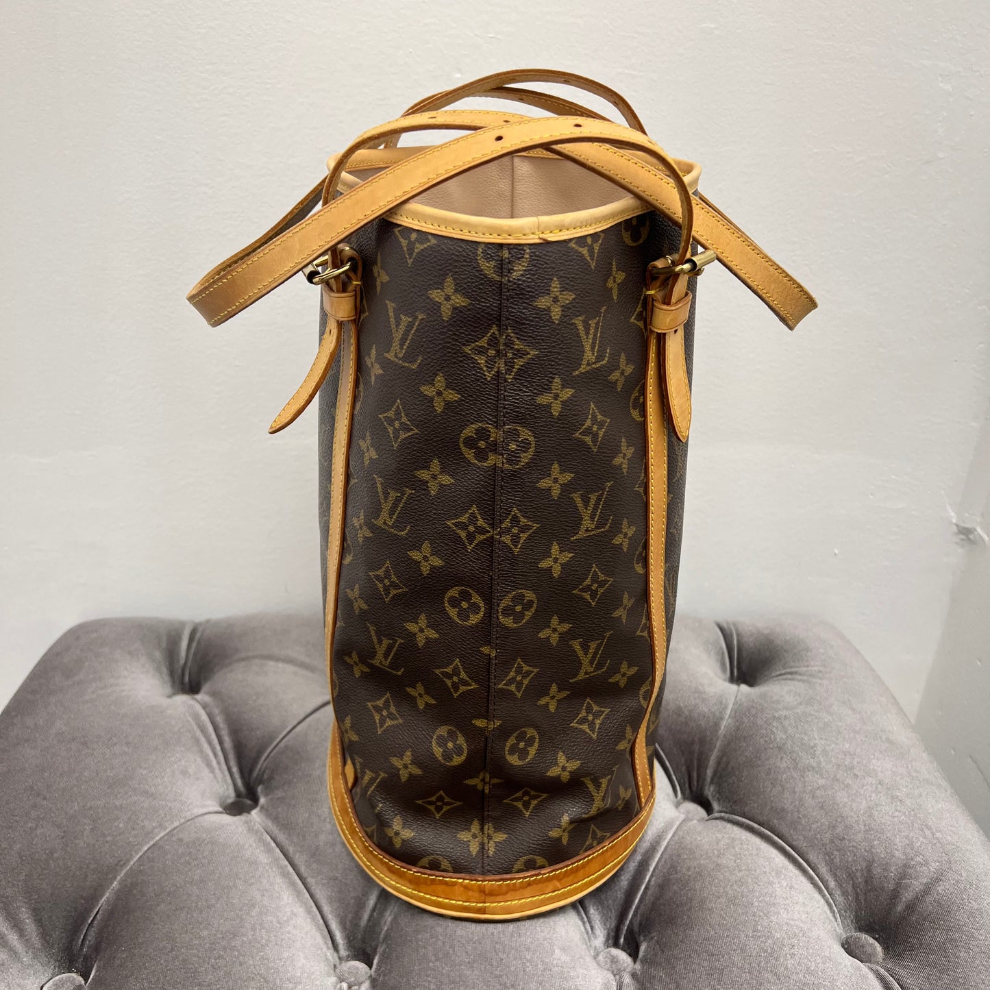 Louis Vuitton Bucket Bag Monogram