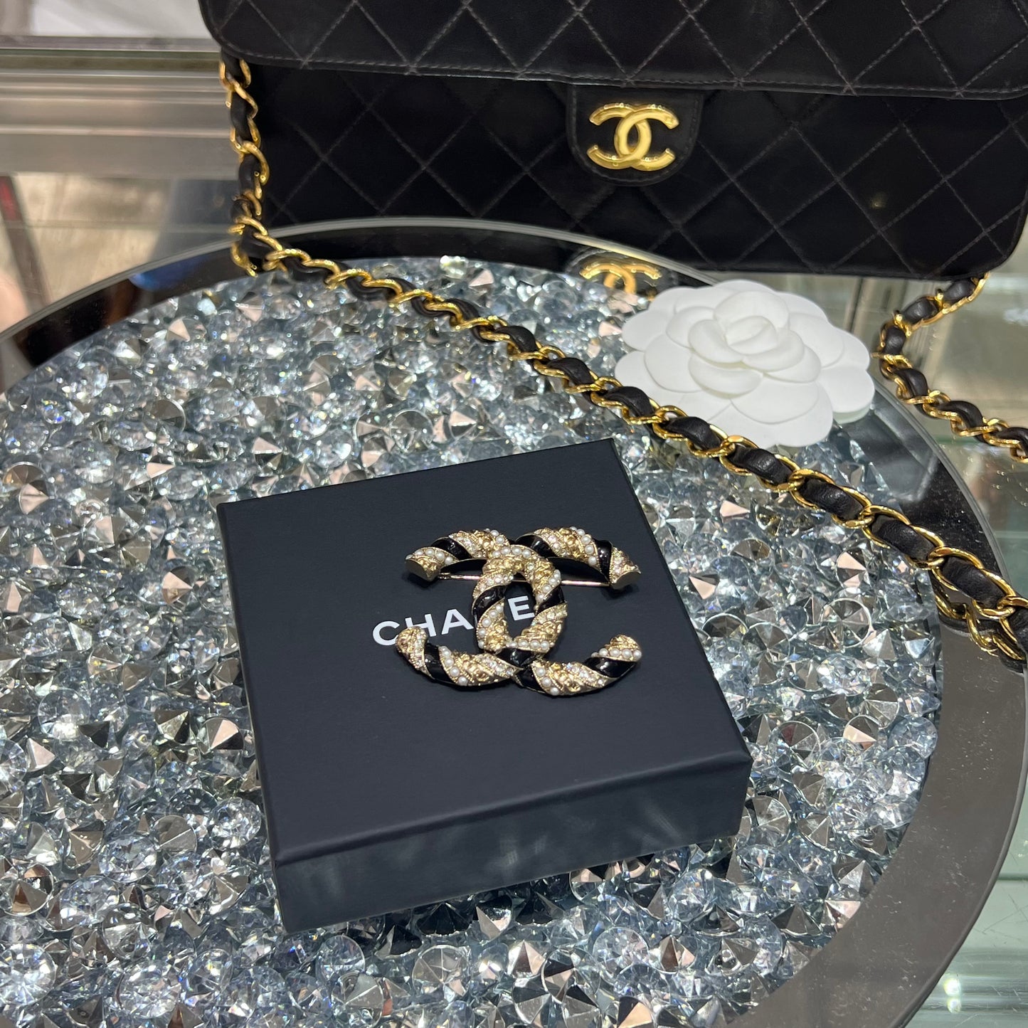 Chanel Pearl & Enamel Brooch Pin with Box, Cruise Collection 202