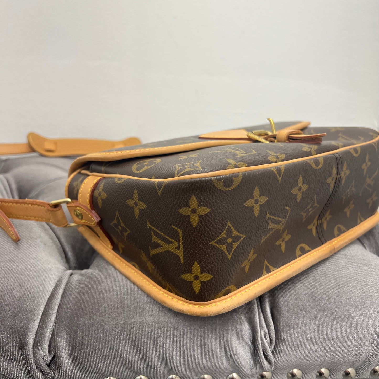 Louis Vuitton Solange Monogram