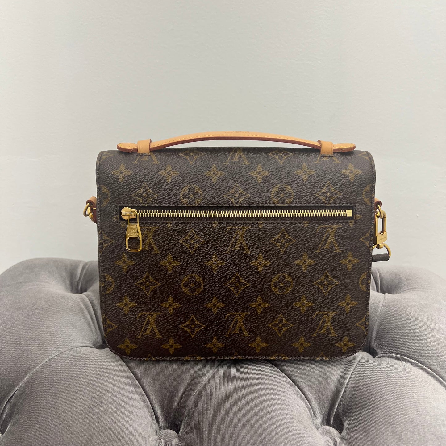 Louis Vuitton Pochette Métis Monogram
