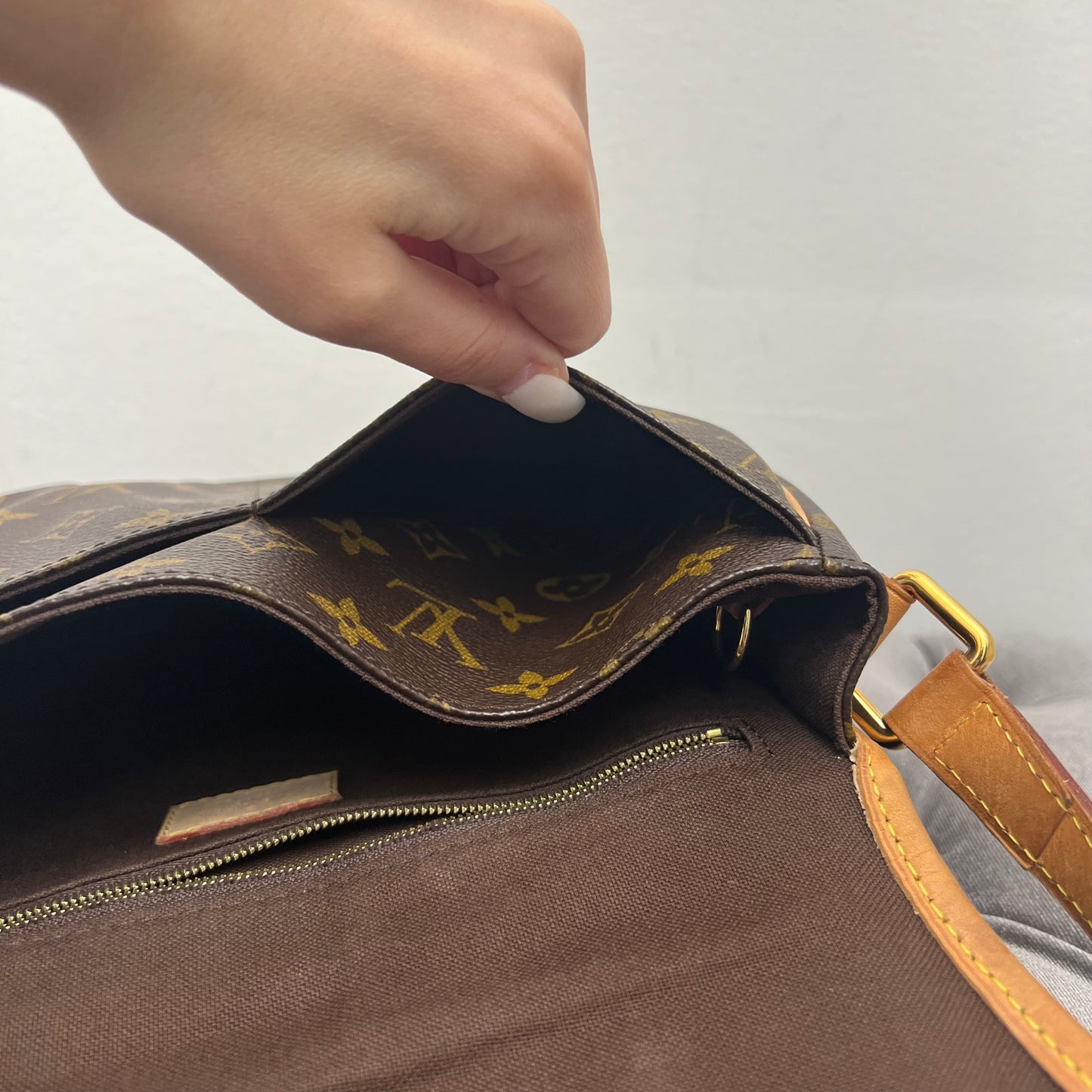 Louis Vuitton Menilmontant Monogram