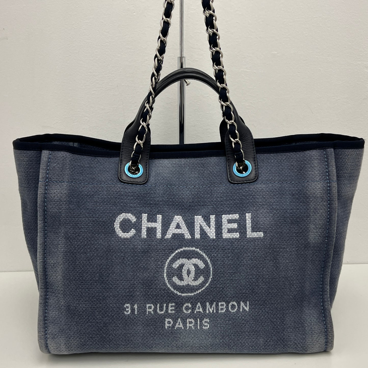 Chanel Deauville Tote Denim Medium hi