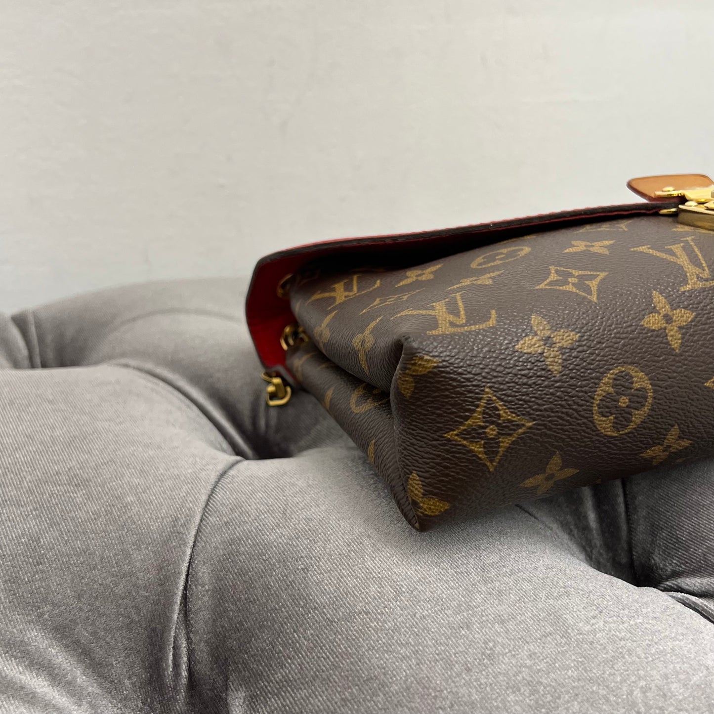 Louis Vuitton Pallas Chain Shoulder Bag Monogram Red