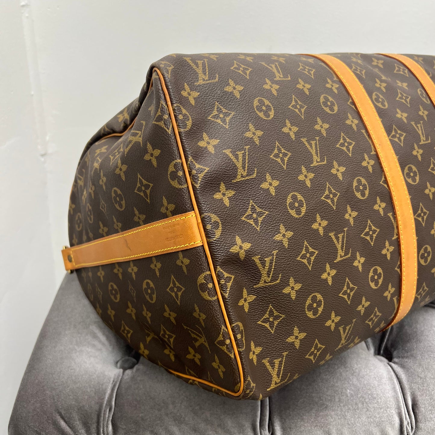 Louis Vuitton Keepall 55 Bandouliere Monogram Duffle Bag