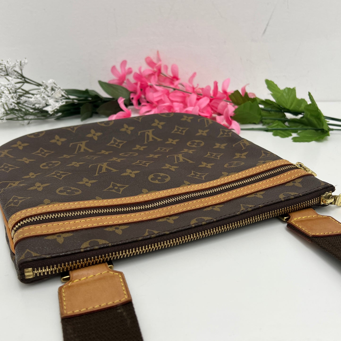 Louis Vuitton Bosphore Pochette Crossbody, Monogram