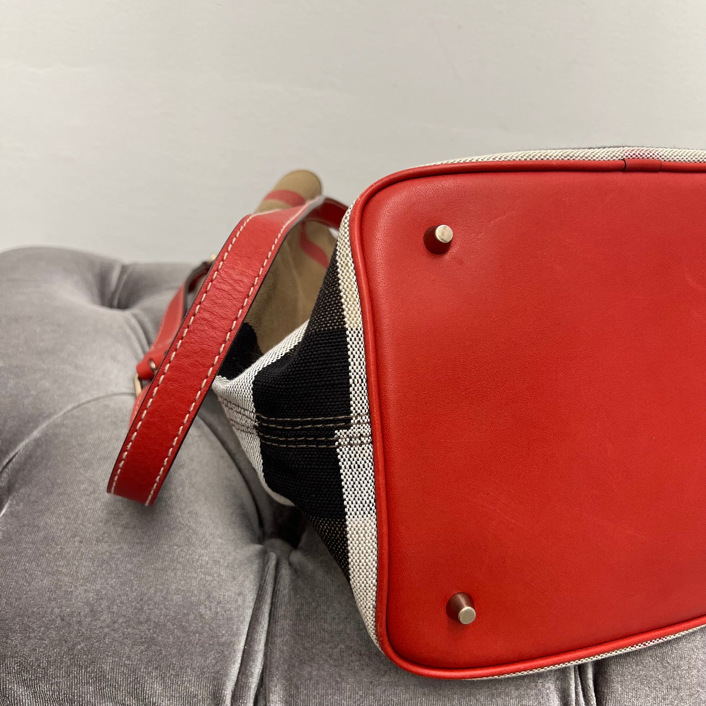 Burberry Medium Susanna Hobo Bucket