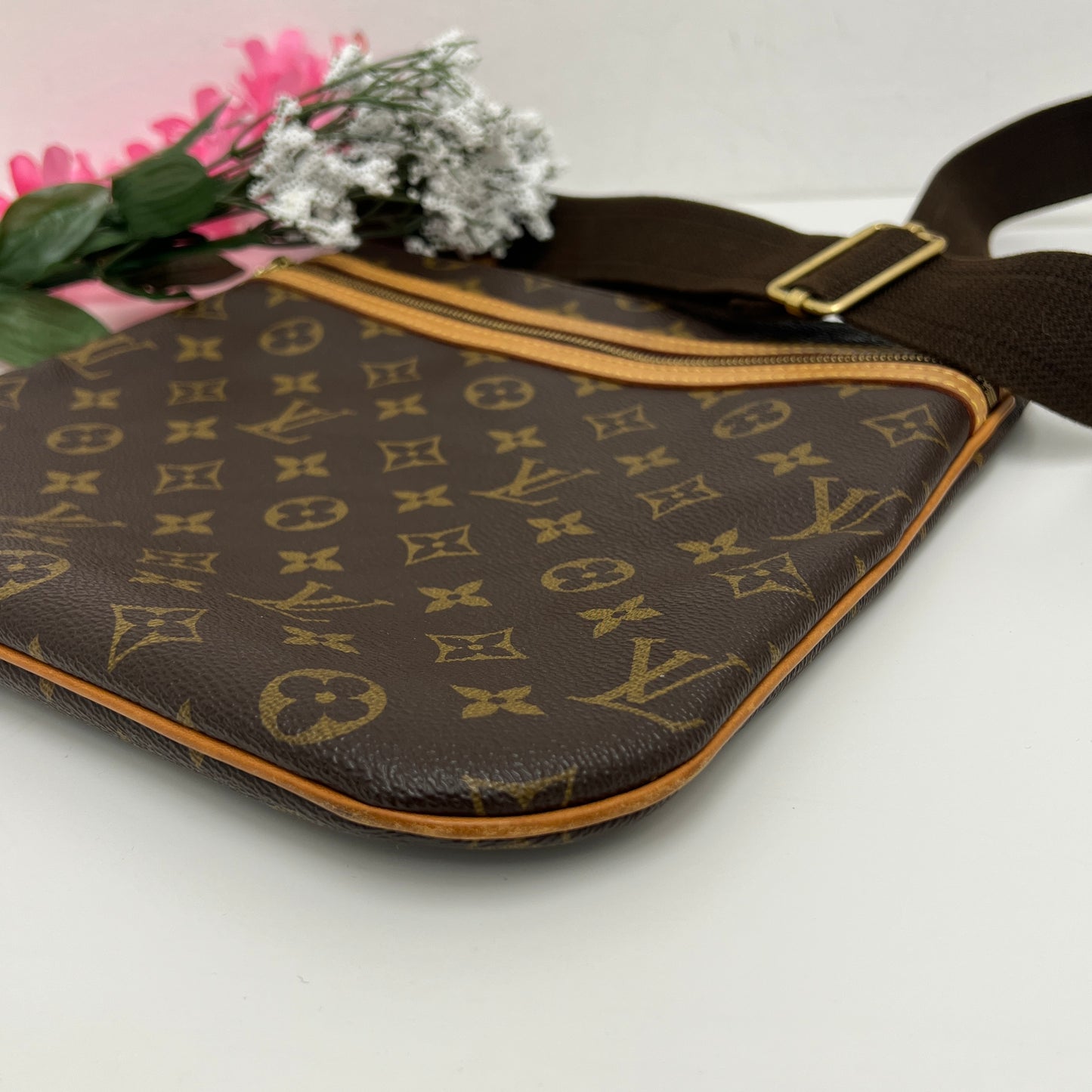 Louis Vuitton Bosphore Pochette Crossbody, Monogram