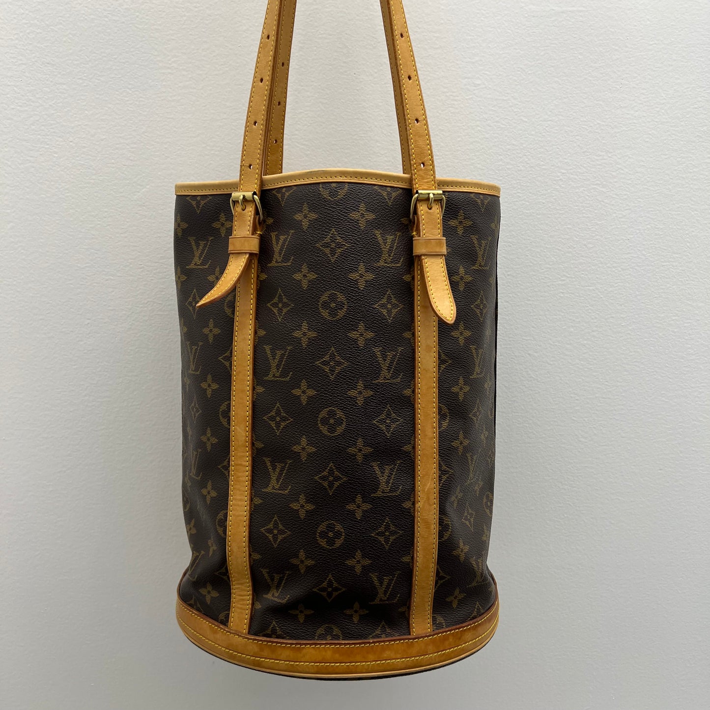 Louis Vuitton Bucket Bag Monogram