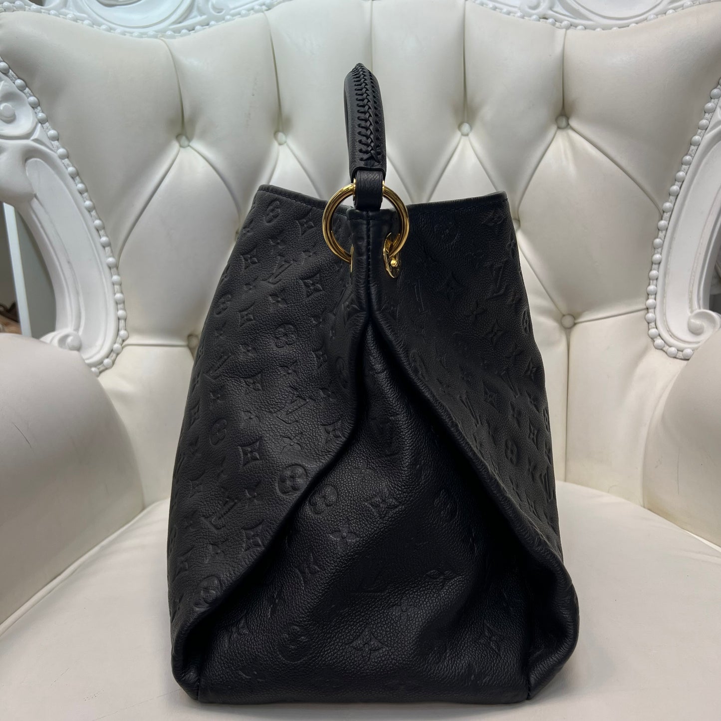 Louis Vuitton Bleu Infini Empreinte Leather Artsy MM