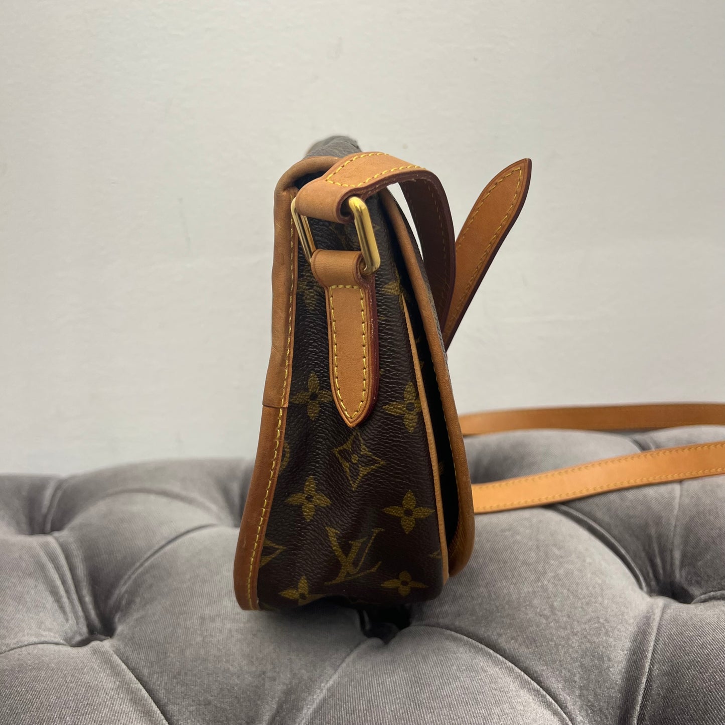 Louis Vuitton Menilmontant Monogram