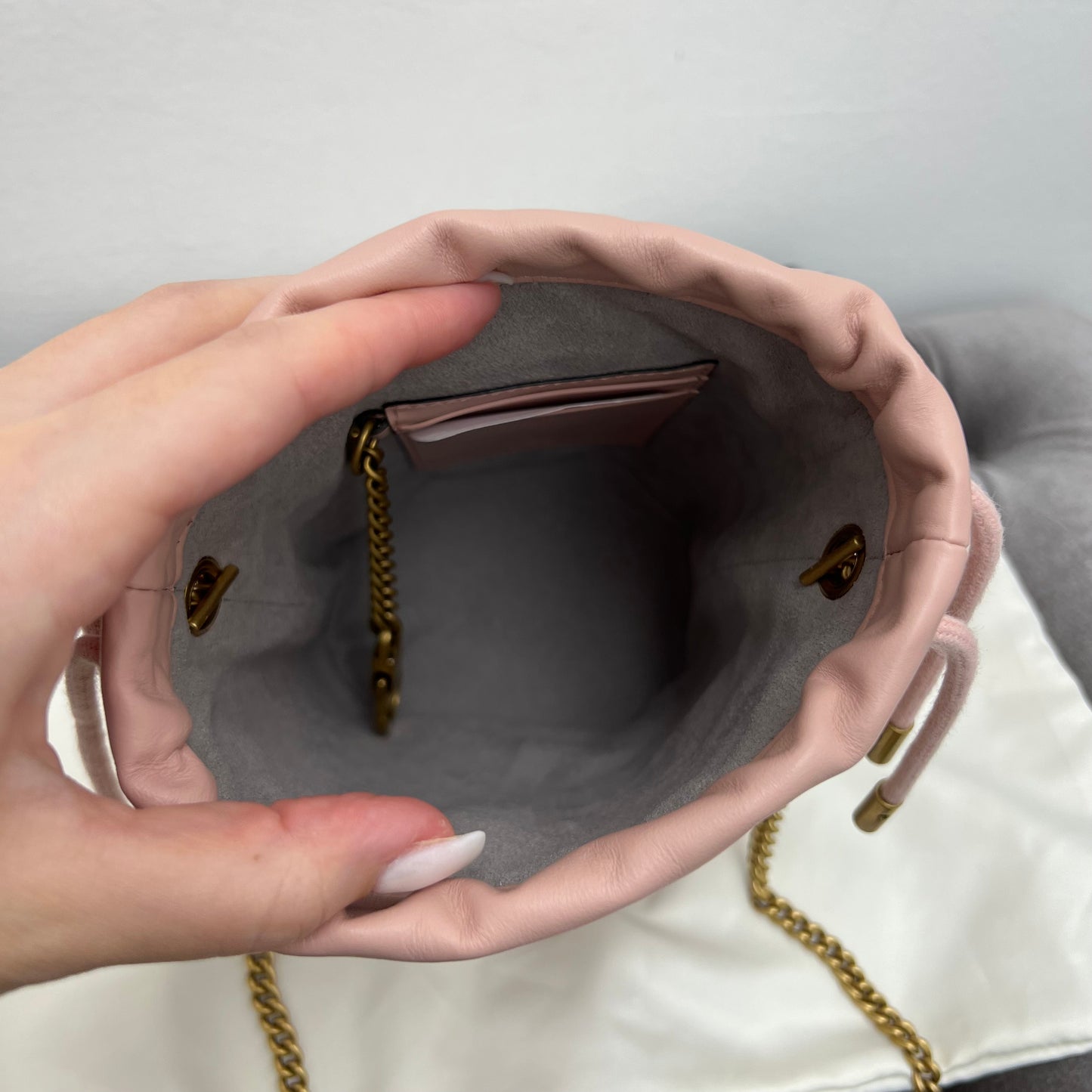 Gucci Marmont Bucket Bag Crossbody
