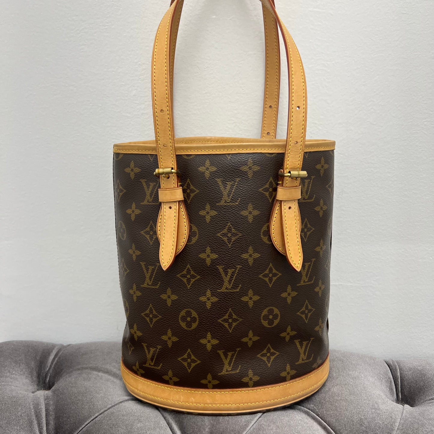Louis Vuitton Petite Bucket Bag Monogram