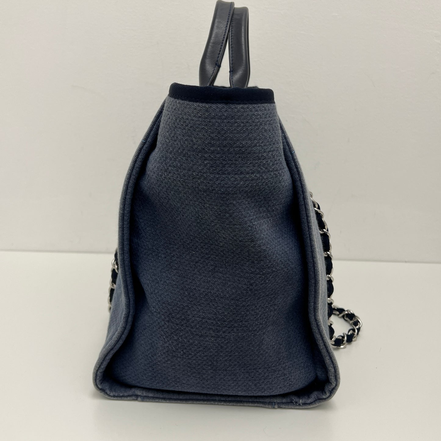 Chanel Deauville Tote Denim Medium hi