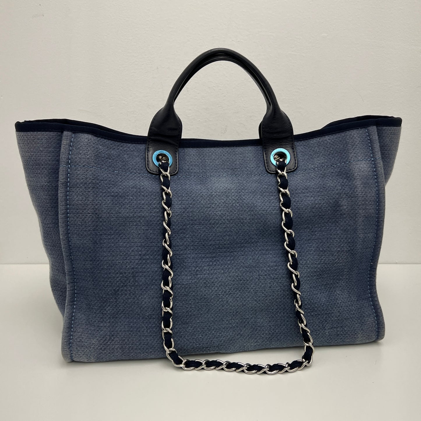 Chanel Deauville Tote Denim Medium hi