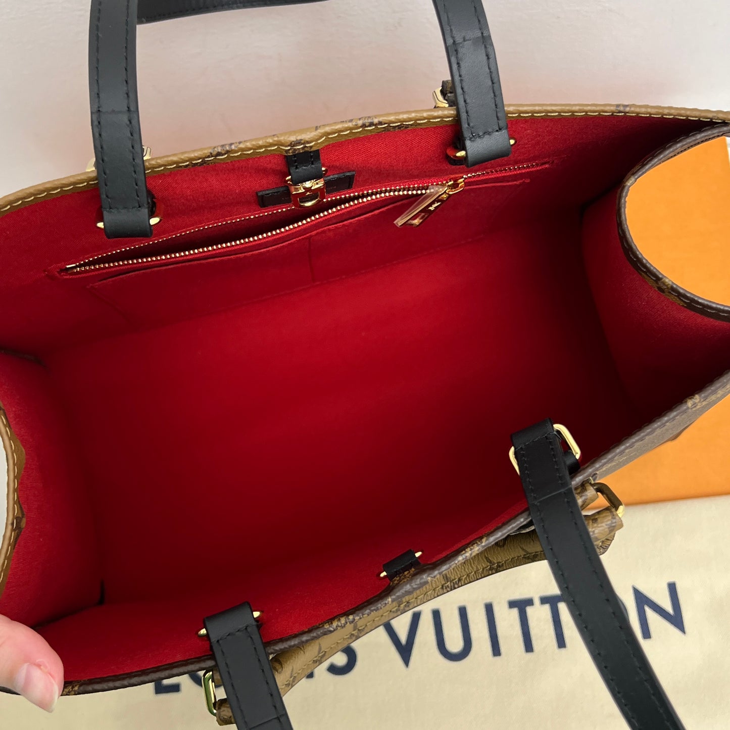 Louis Vuitton On the Go MM Monogram Reverse with Box & Dust Bag