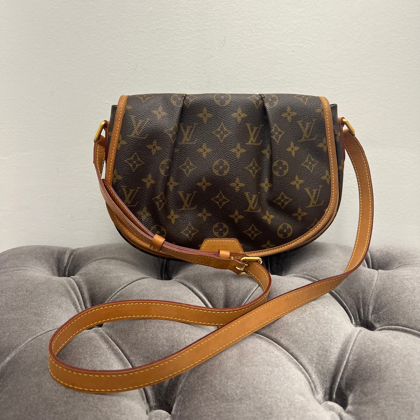 Louis Vuitton Menilmontant Monogram