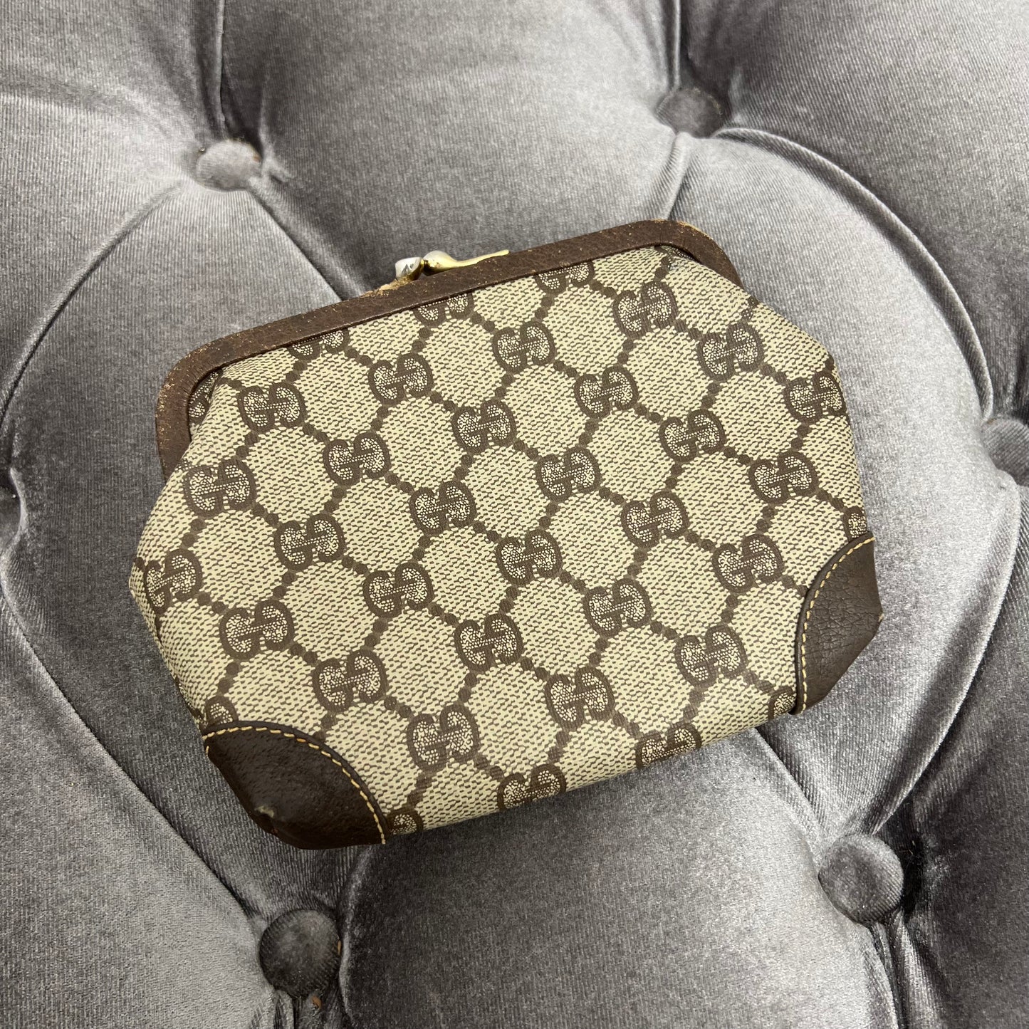 Gucci Vintage Kiss Lock Pouch