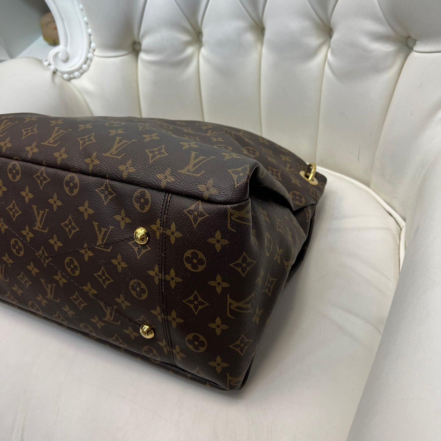 Louis Vuitton Artsy MM Monogram