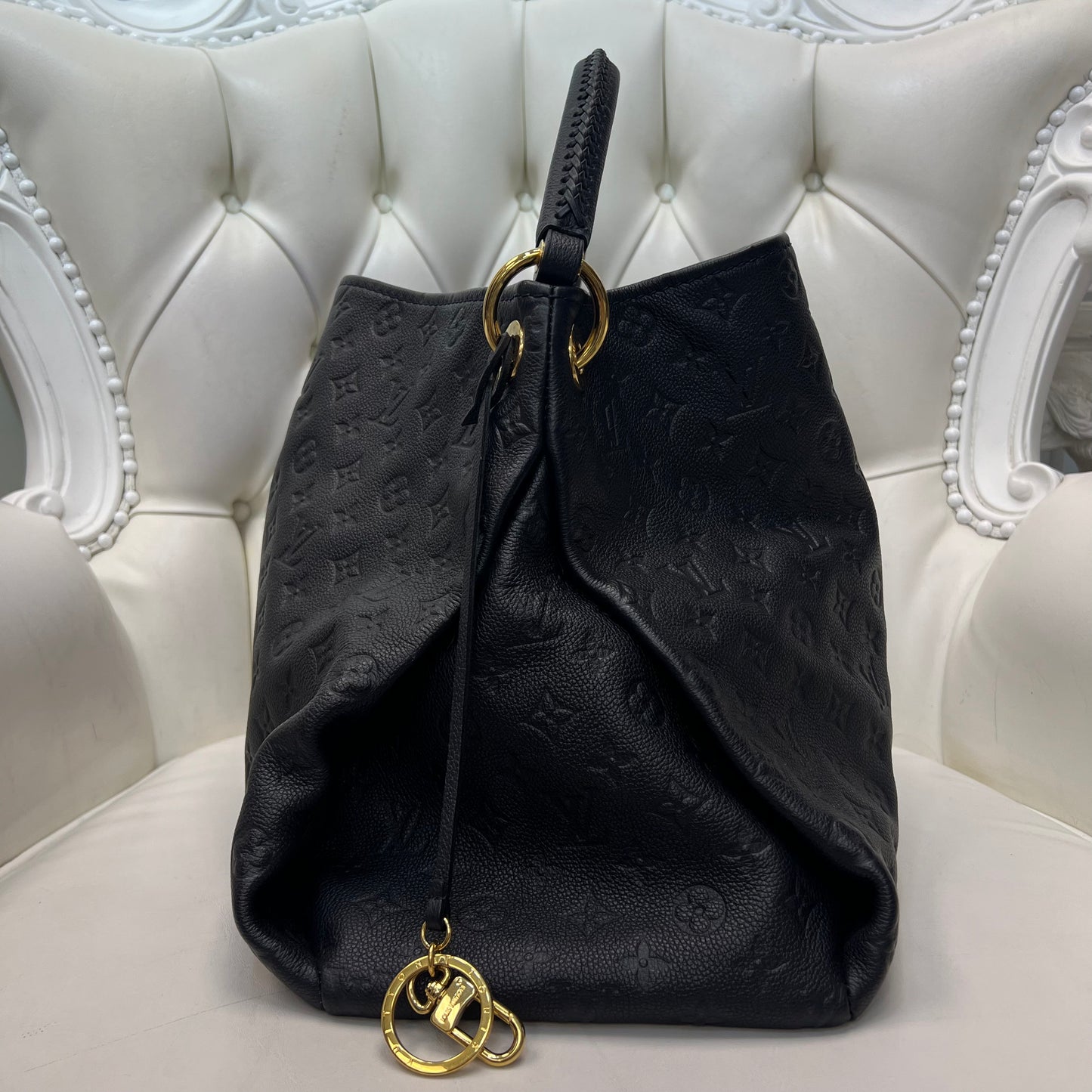 Louis Vuitton Bleu Infini Empreinte Leather Artsy MM