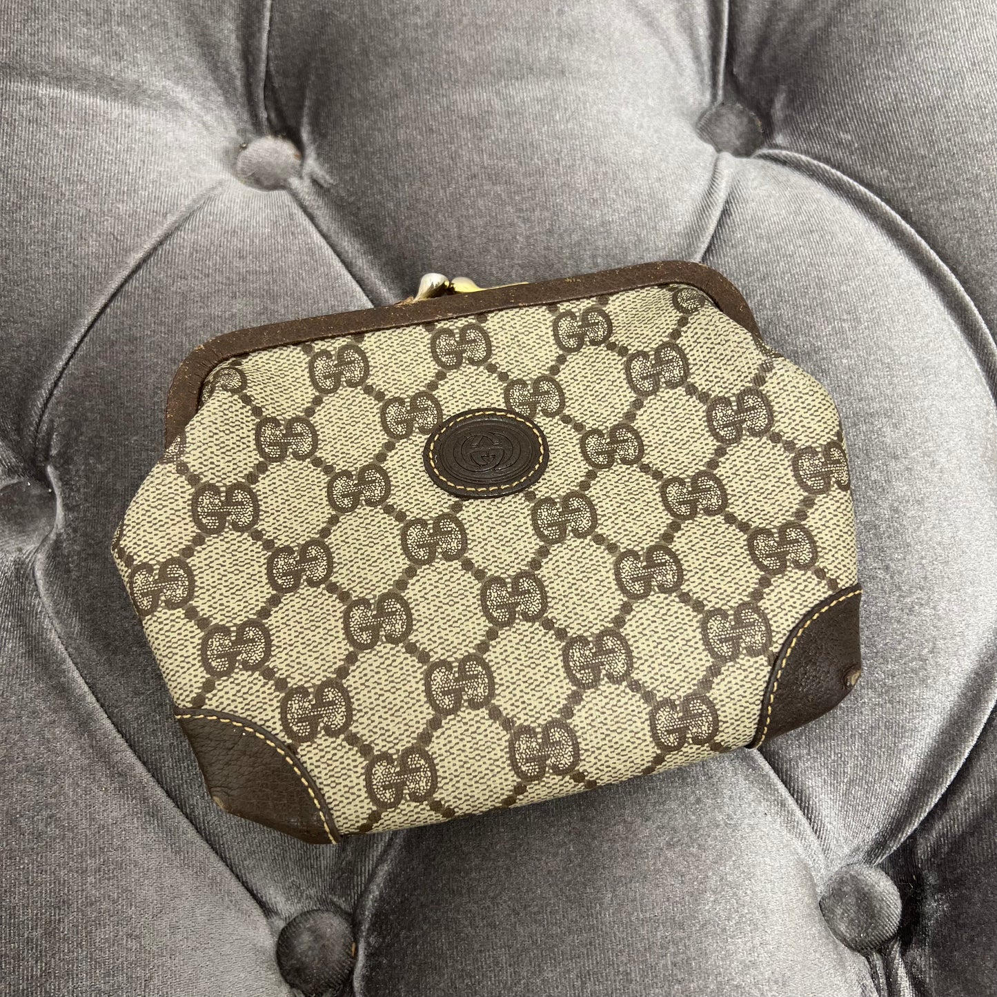 Gucci Vintage Kiss Lock Pouch