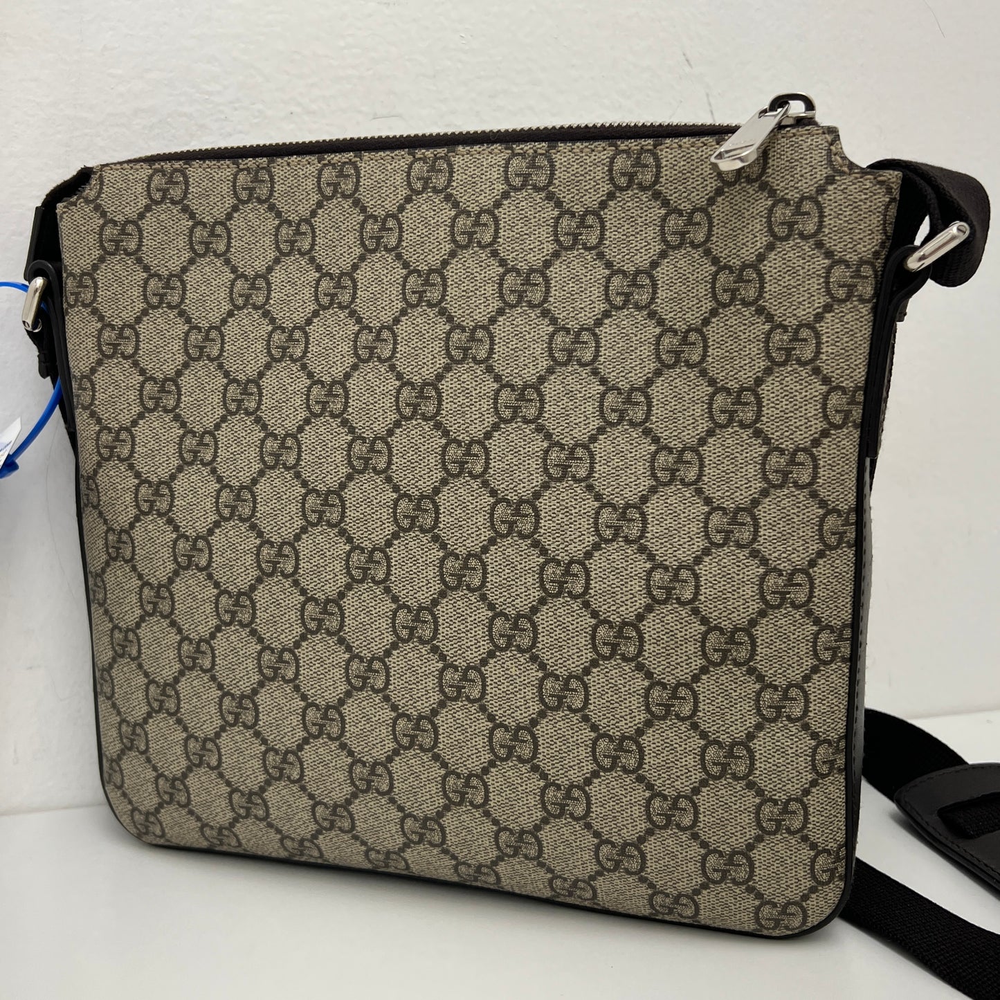 Gucci GG Supreme Canvas Messenger Crossbody Bag