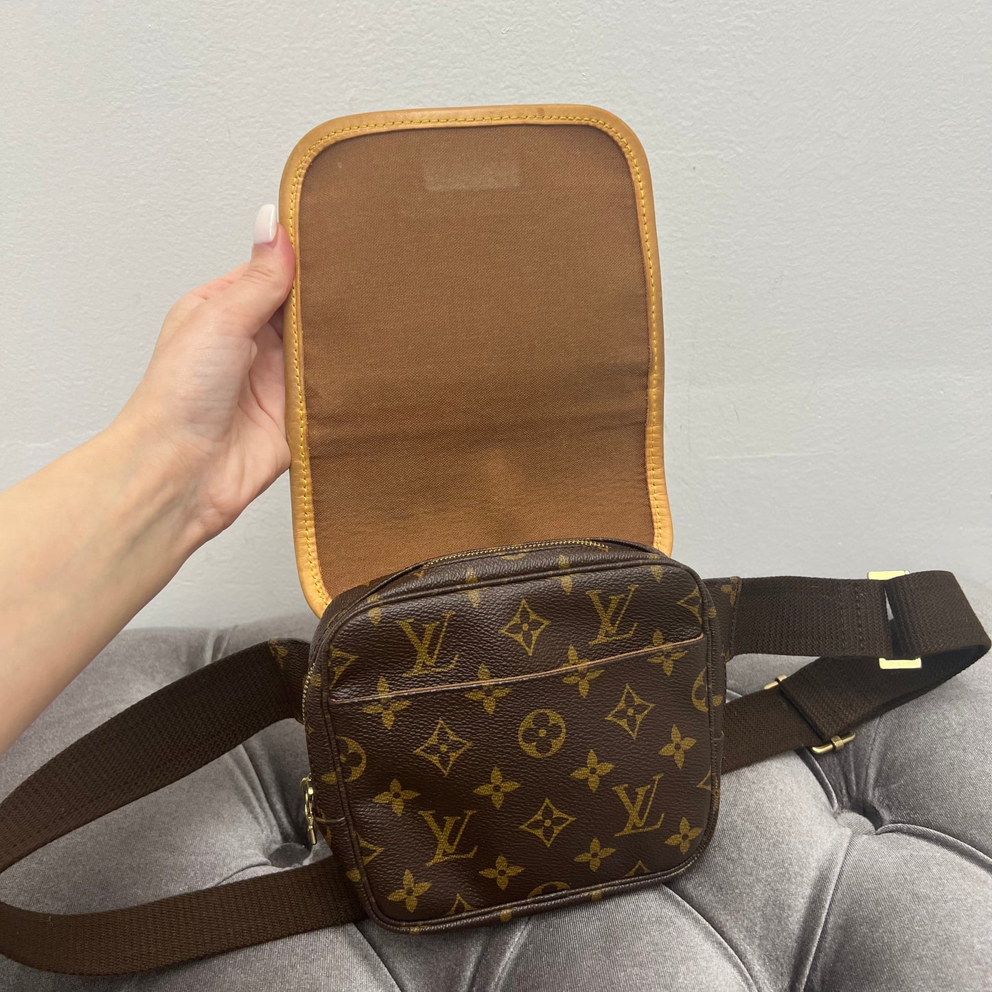 Louis Vuitton Bosphore Waist Belt Bag Monogram