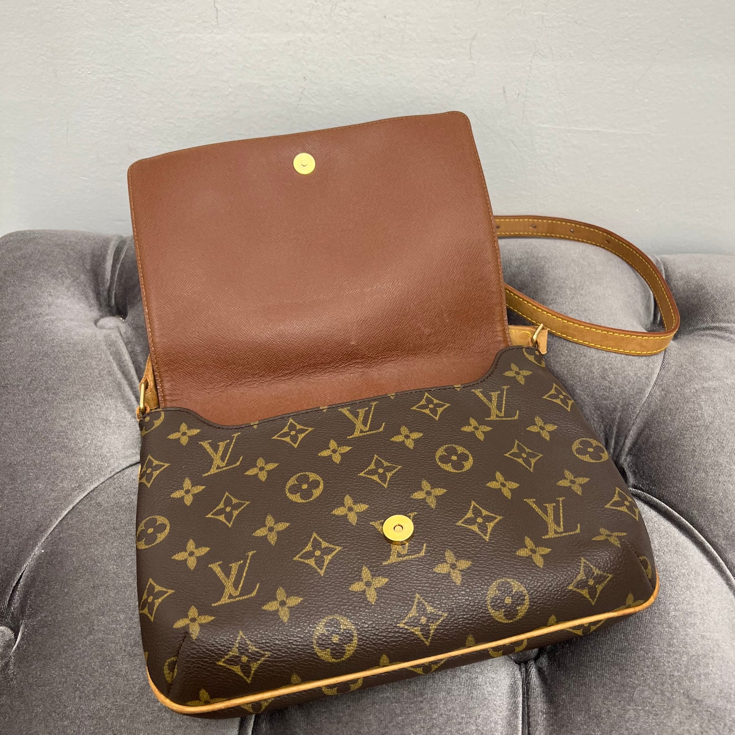 Louis Vuitton Musette Tango Long Strap