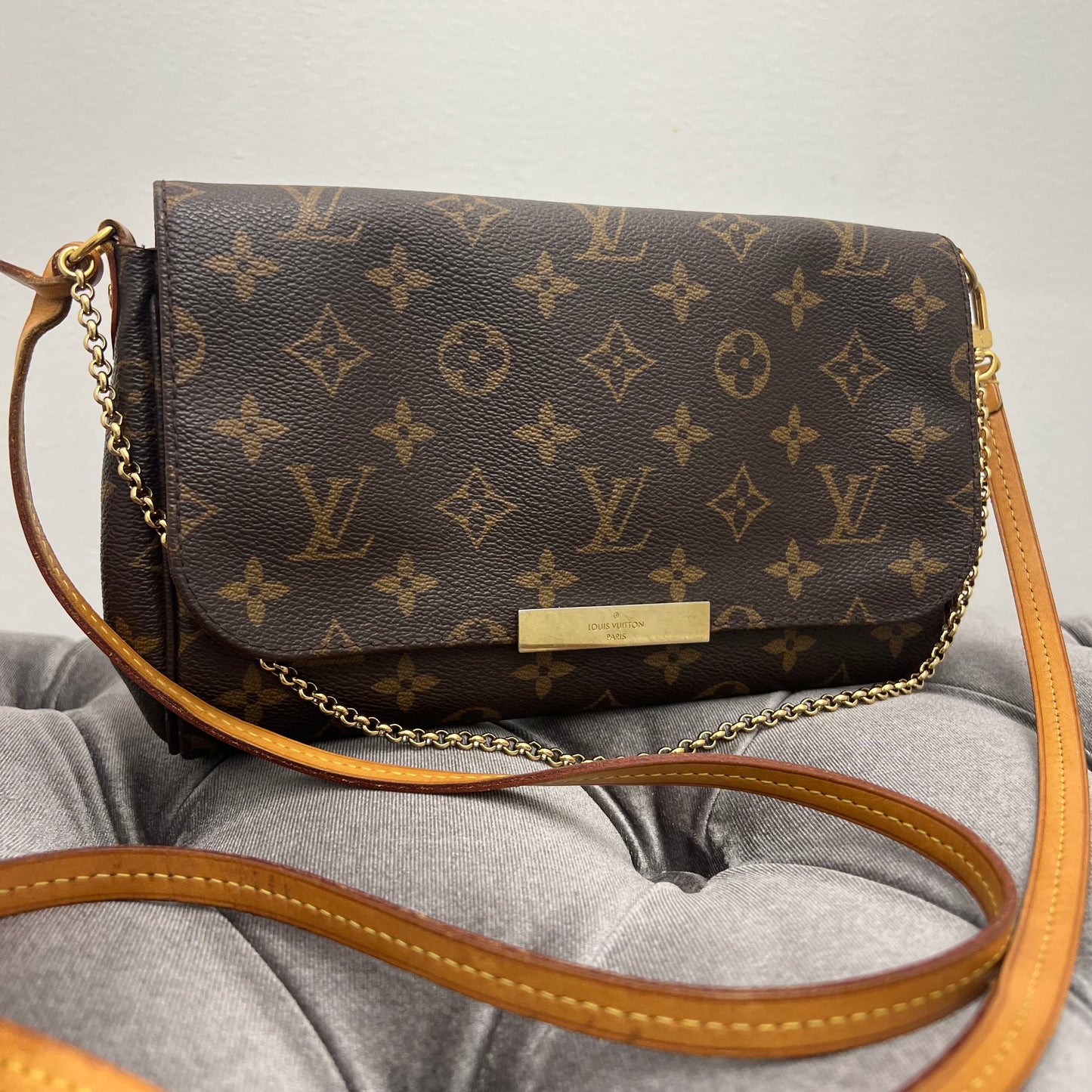Louis Vuitton Monogram Favorite MM