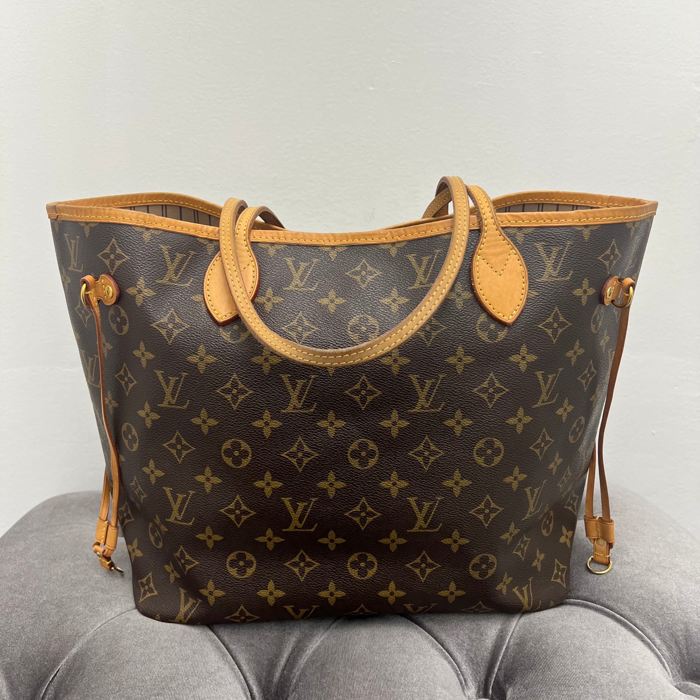 Louis Vuitton Neverfull MM Monogram