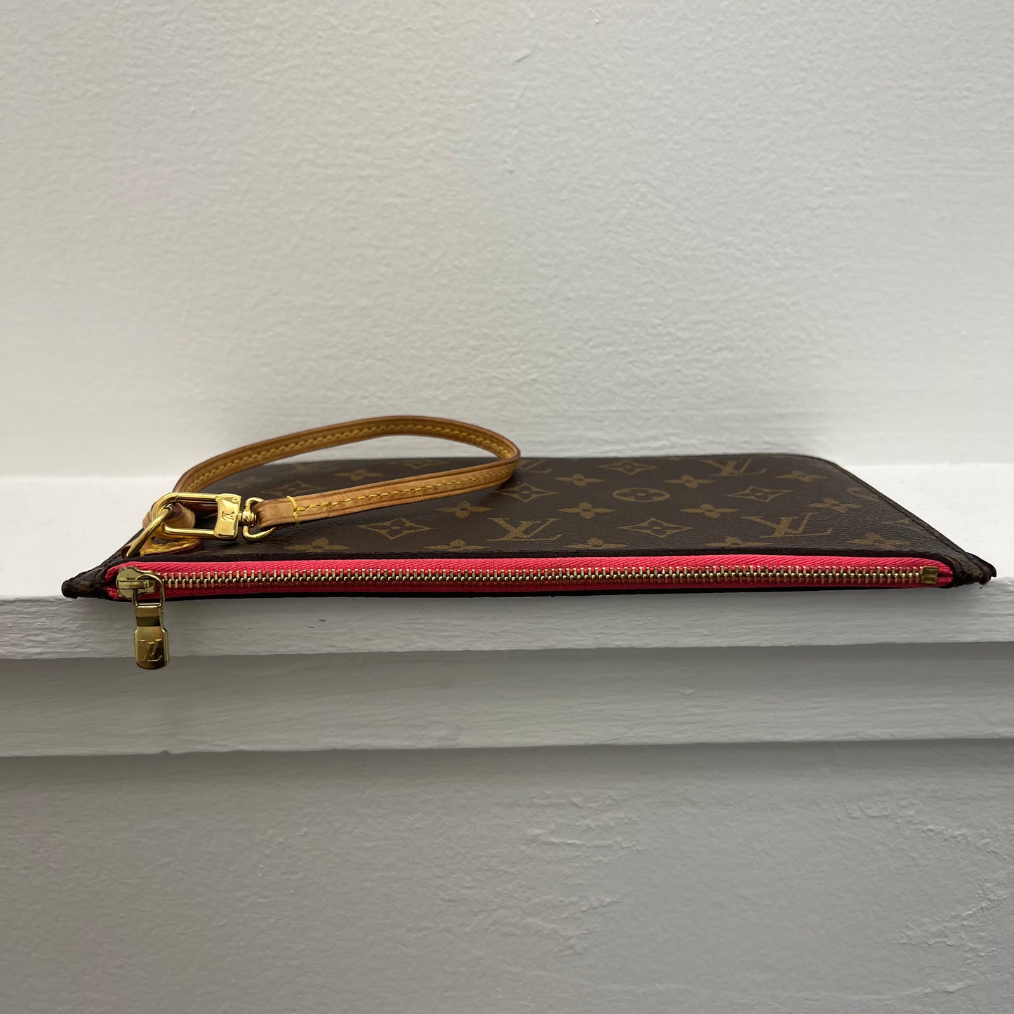 Louis Vuitton Neverfull Pouch Monogram, Pink