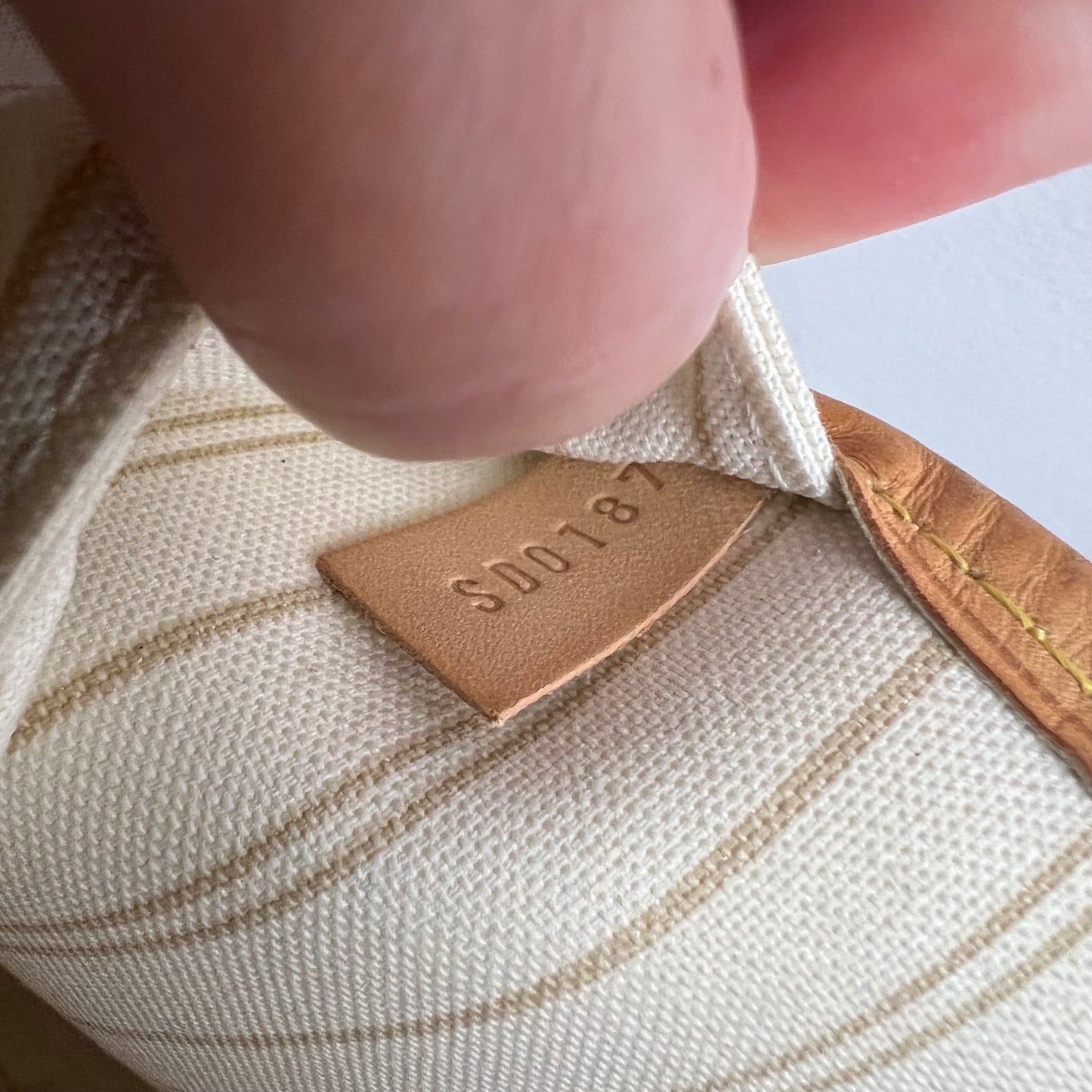 Louis Vuitton Neverfull MM Damier Azur
