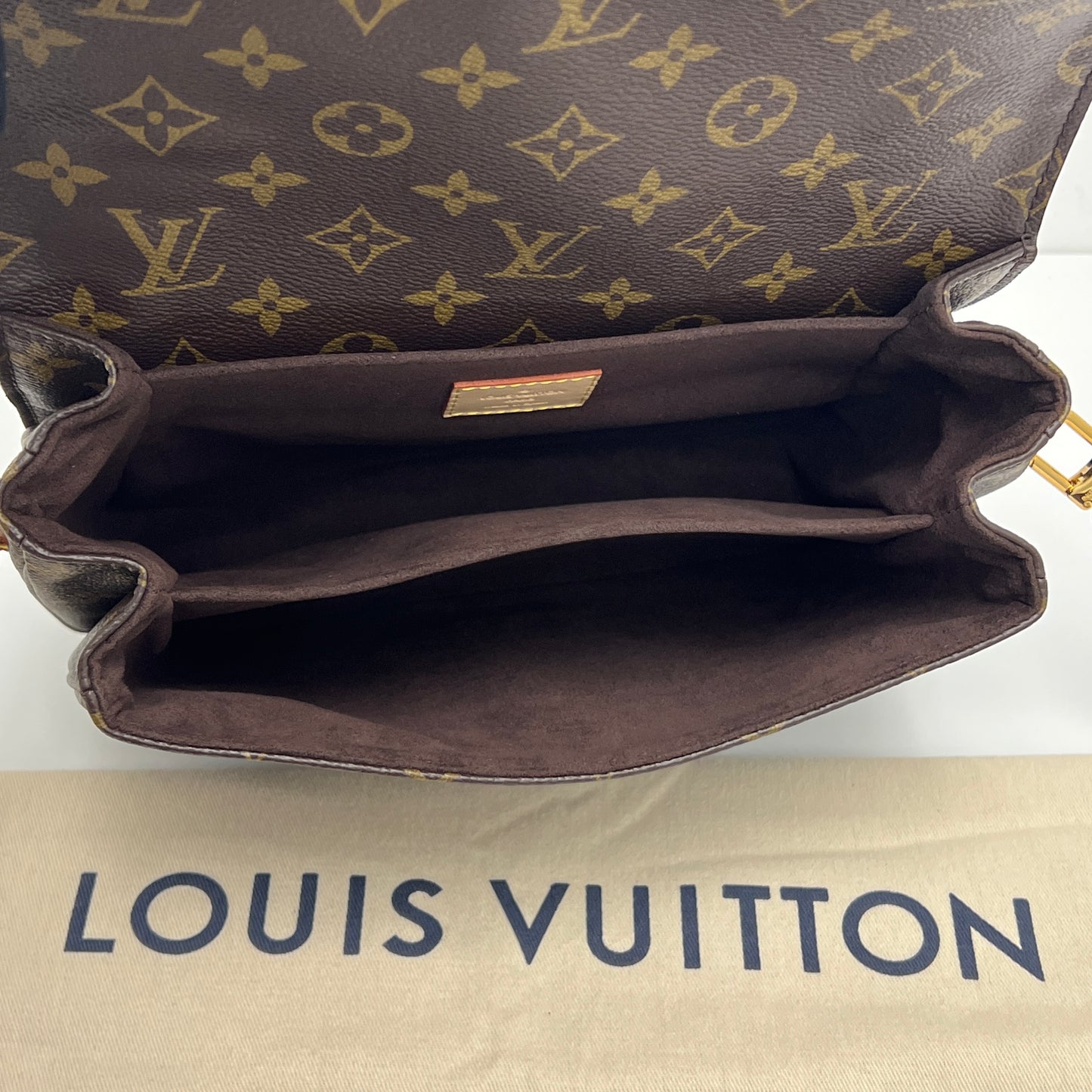 Louis Vuitton Pochette Métis Monogram