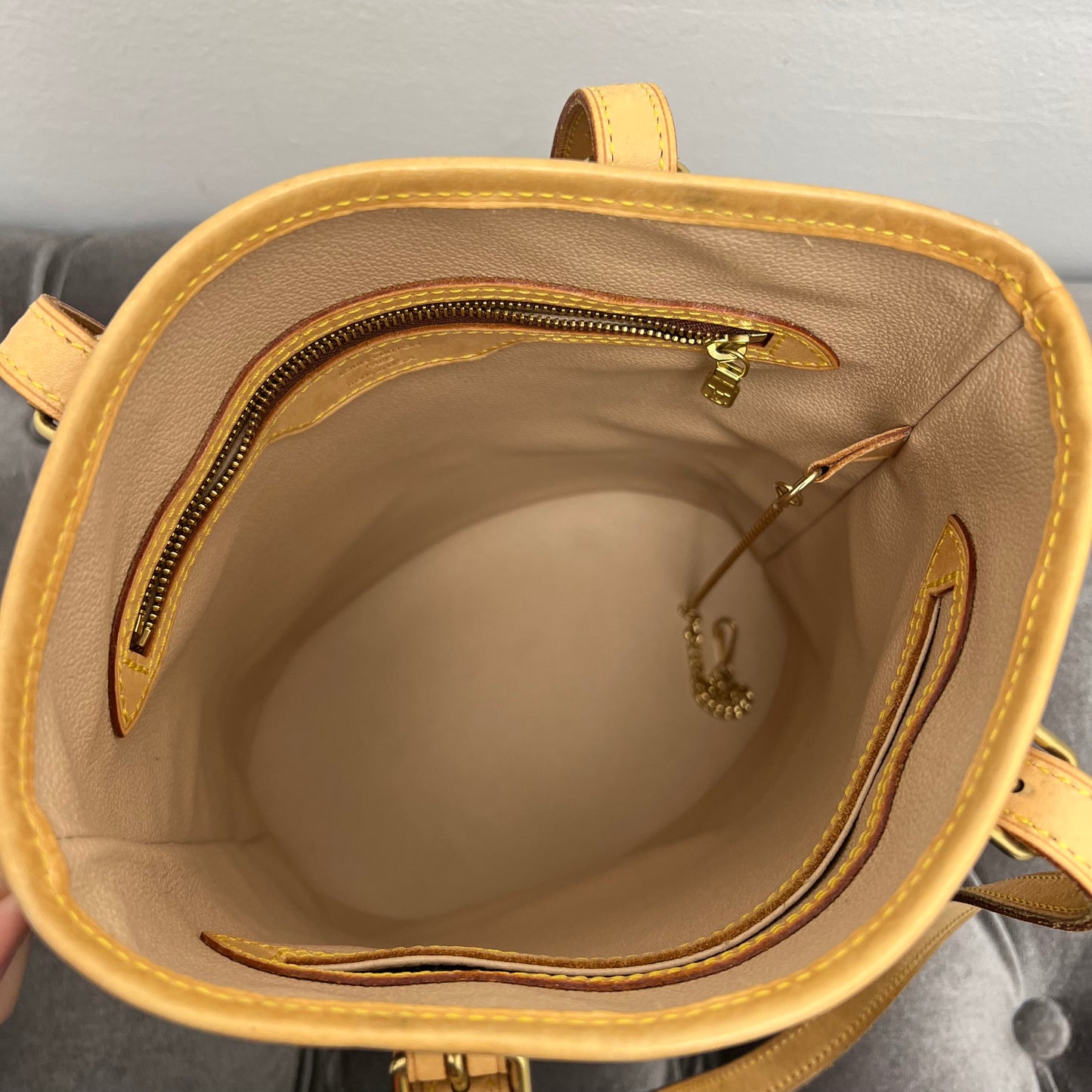 Louis Vuitton Petite Bucket Bag Monogram