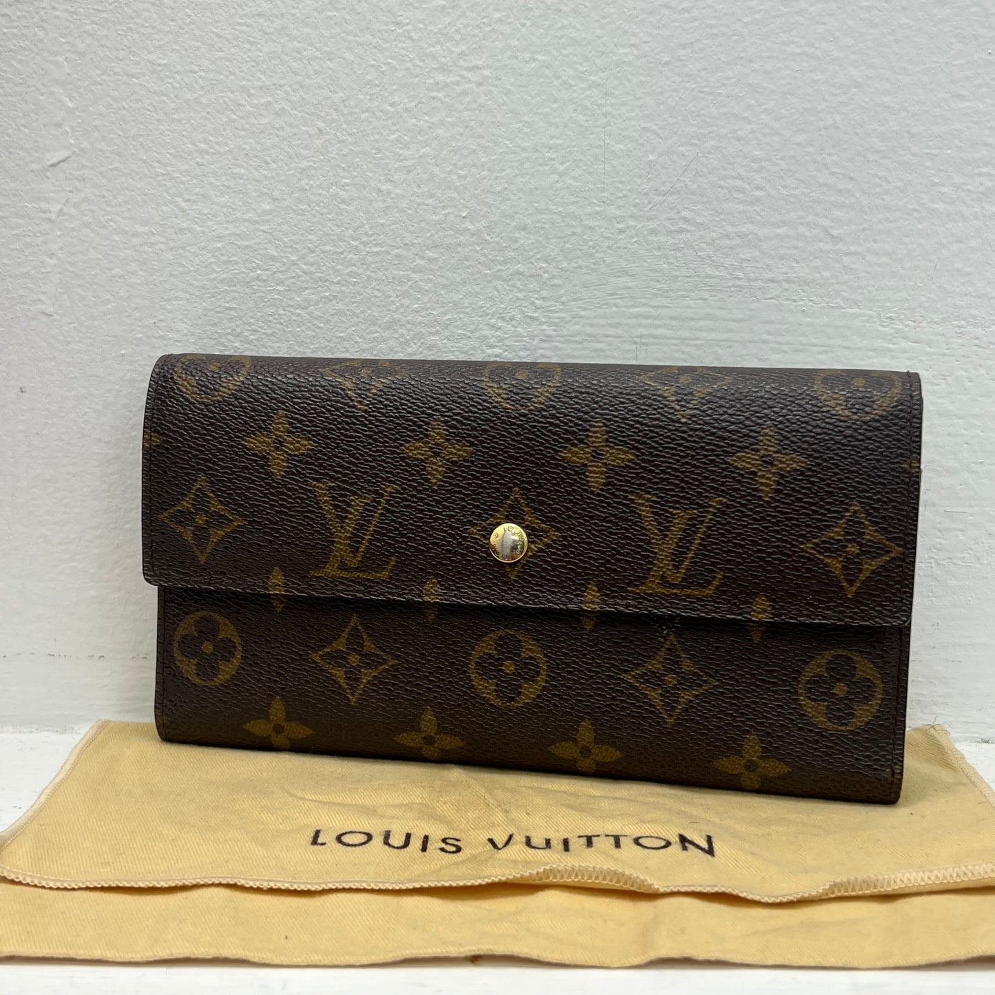 Louis Vuitton Sarah Wallet Monogram