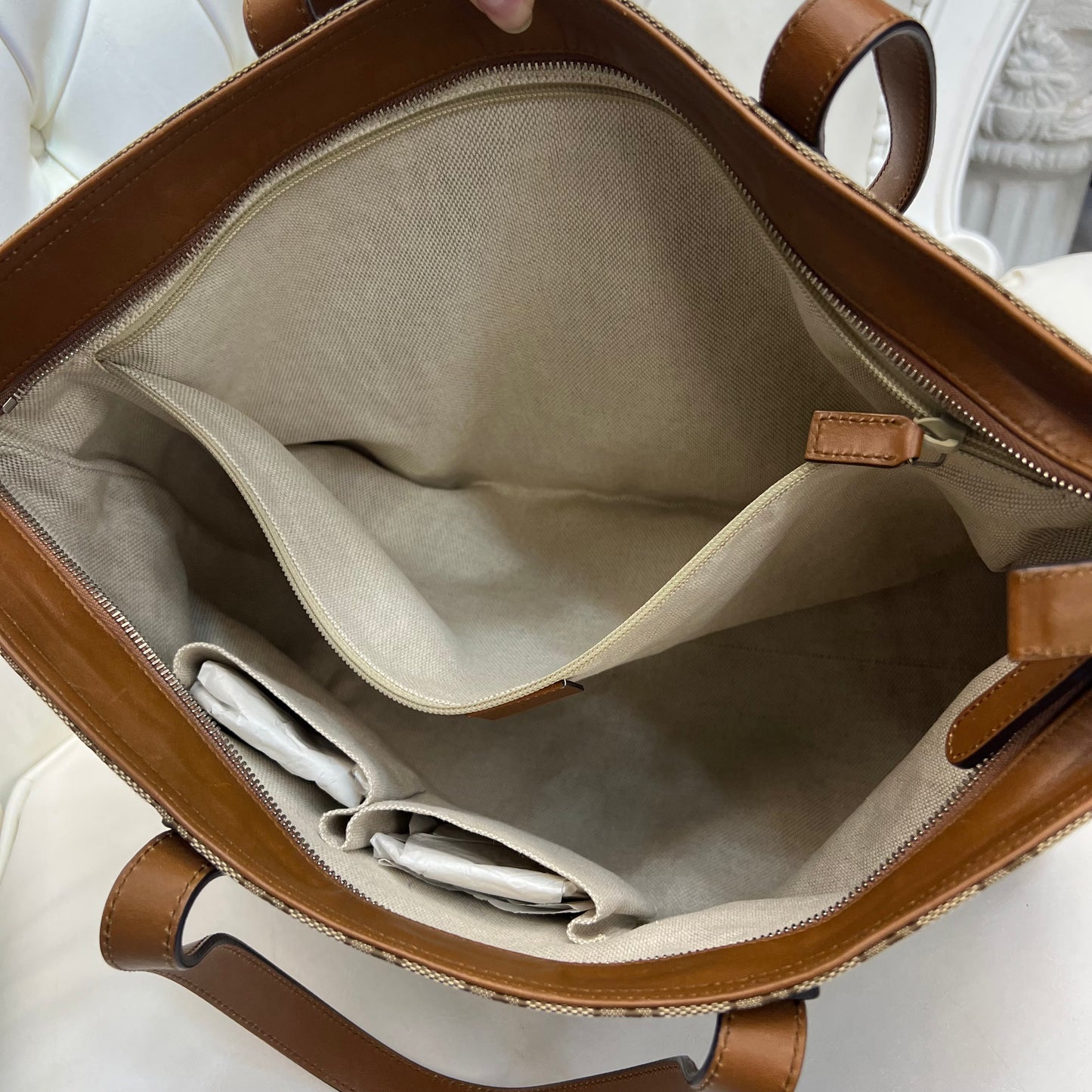 Gucci Canvas Zipper Tote