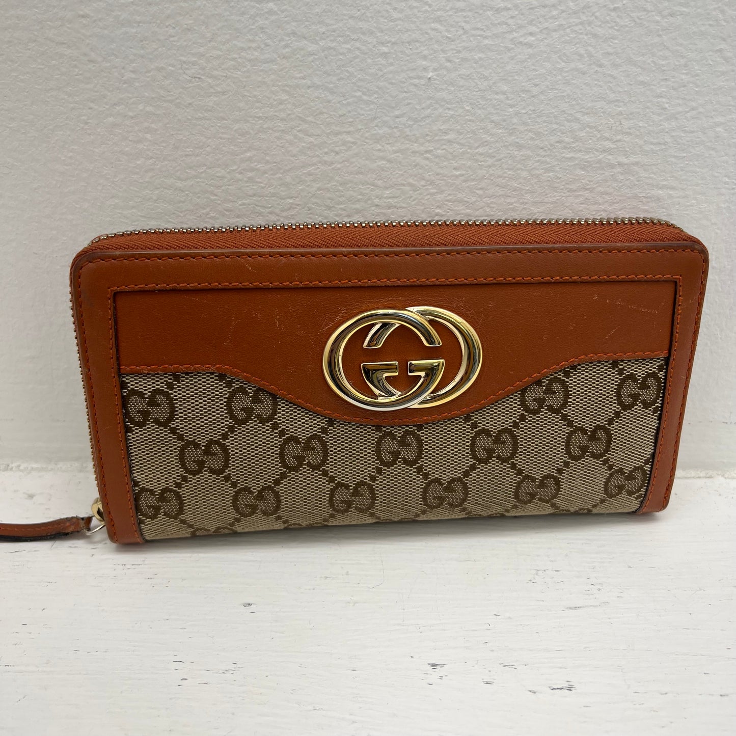 Gucci Zipper Wallet