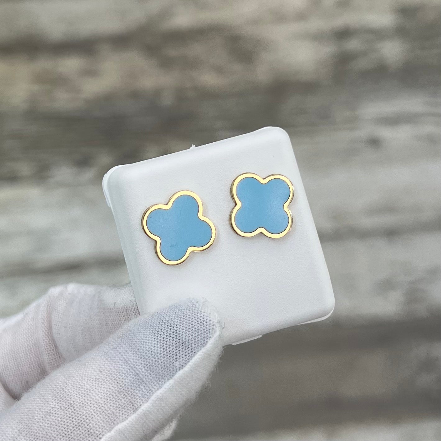 14k Gold Clover Stud Earrings