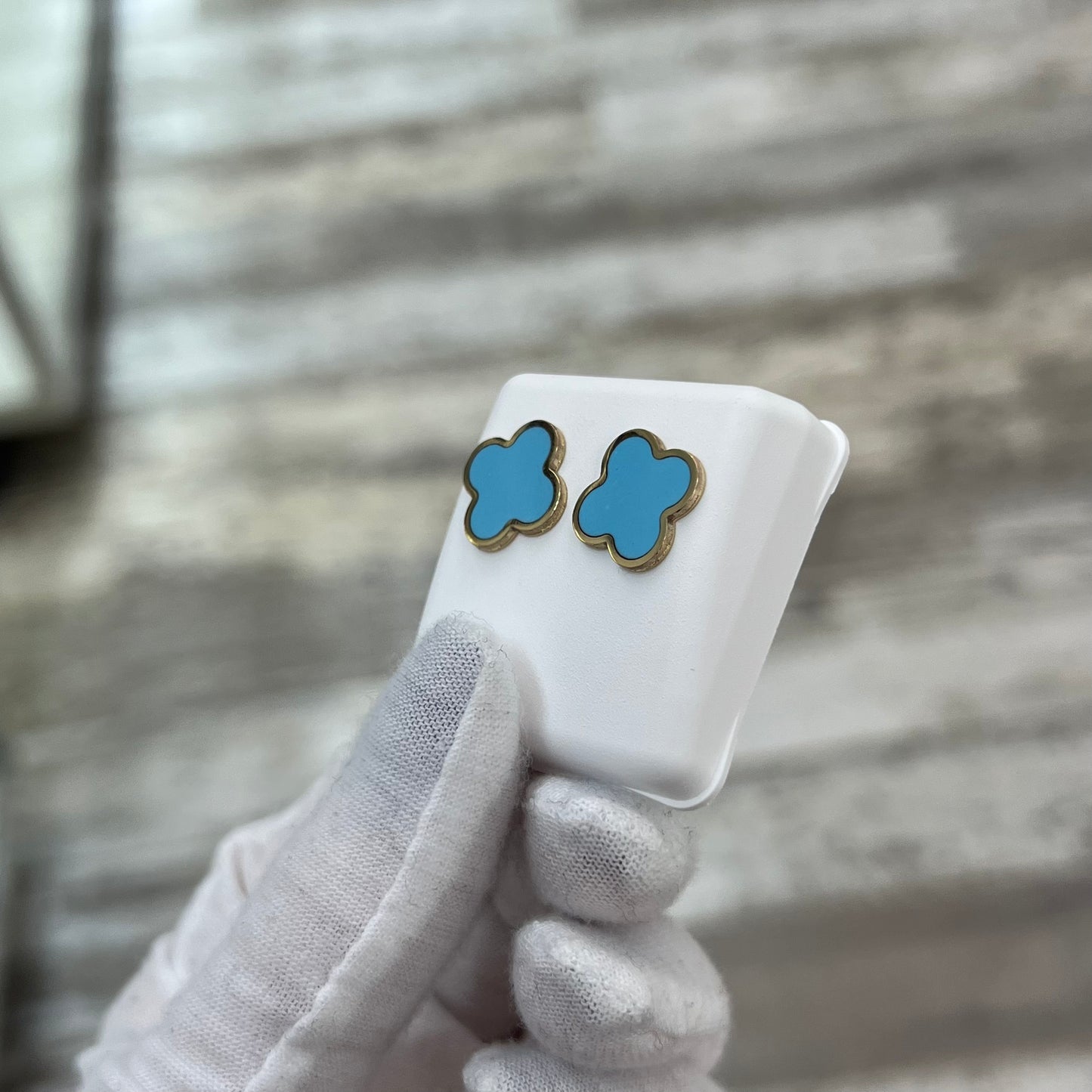 14k Gold Clover Stud Earrings