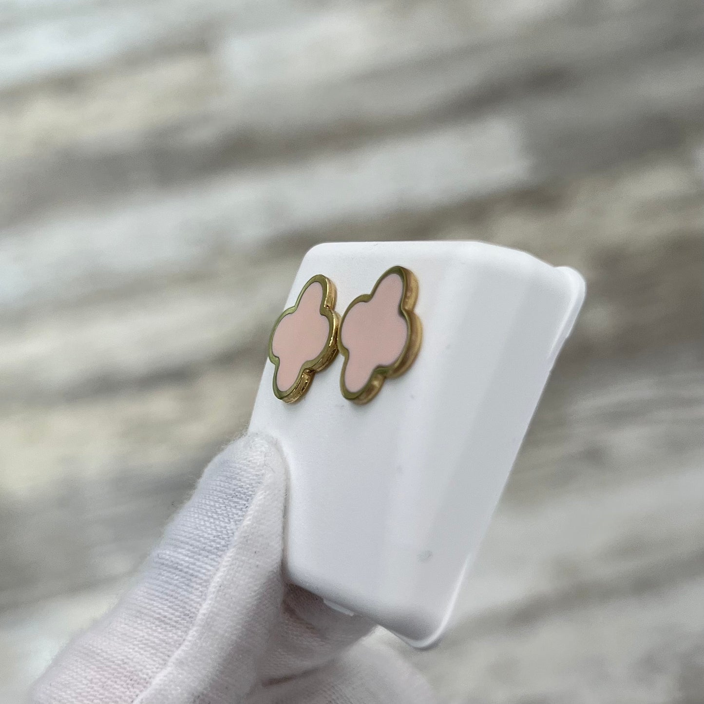 14k Gold Clover Stud Earrings