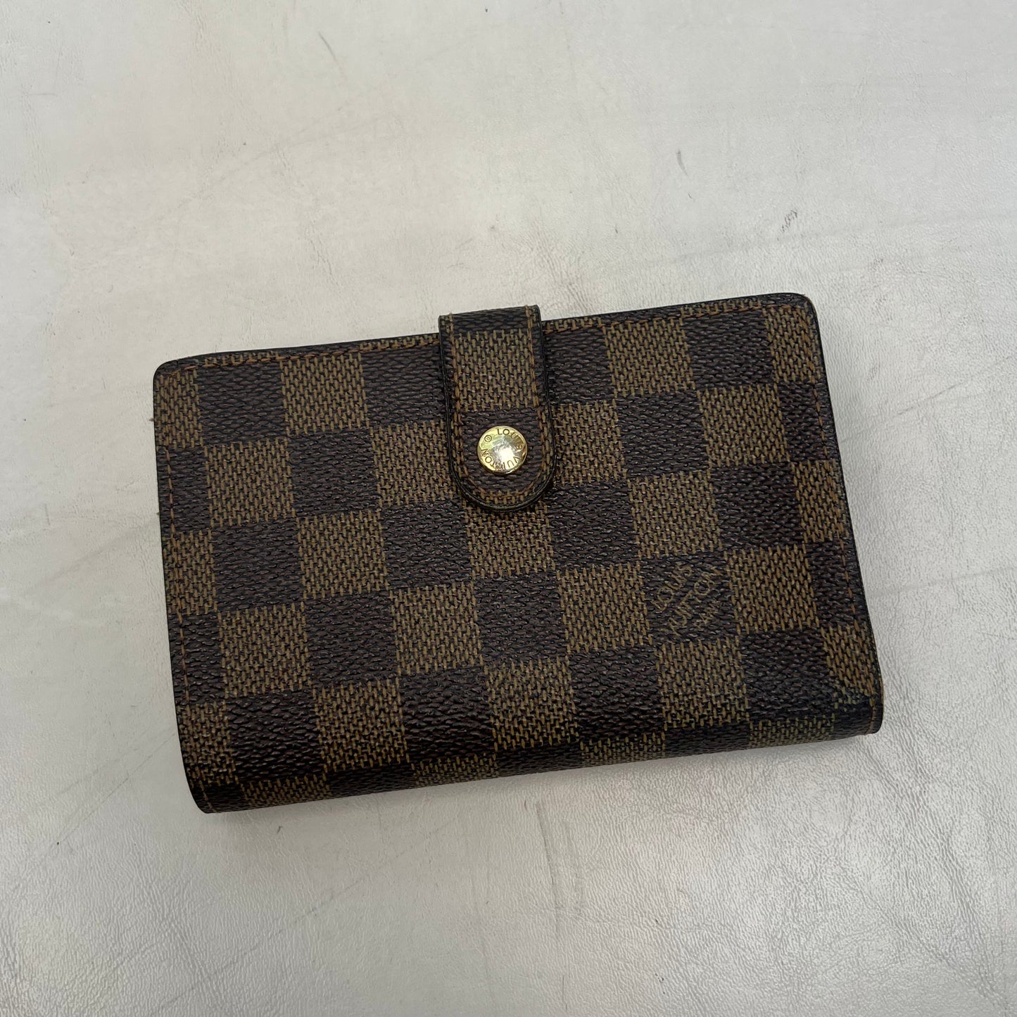 Louis Vuitton Kiss Lock Compact Wallet Damier Ebene